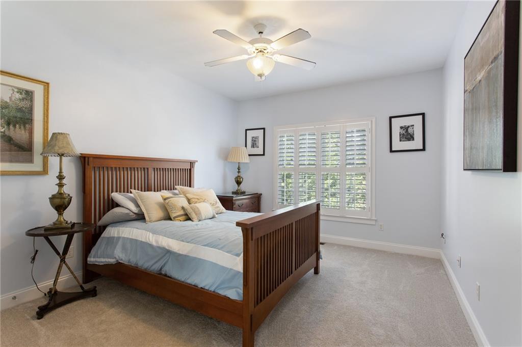 3522 Ivy Manor Road SE