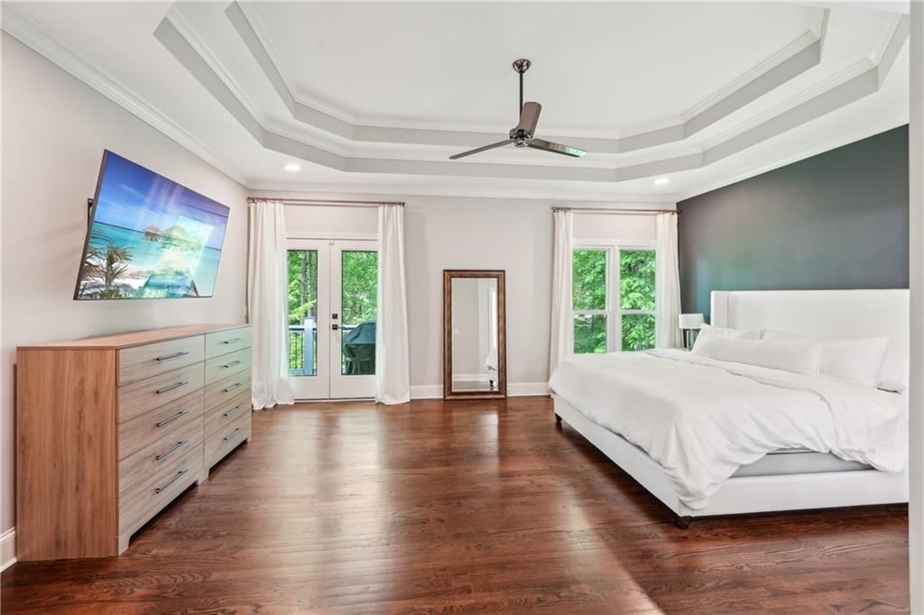 3851 Glenhurst Drive SE