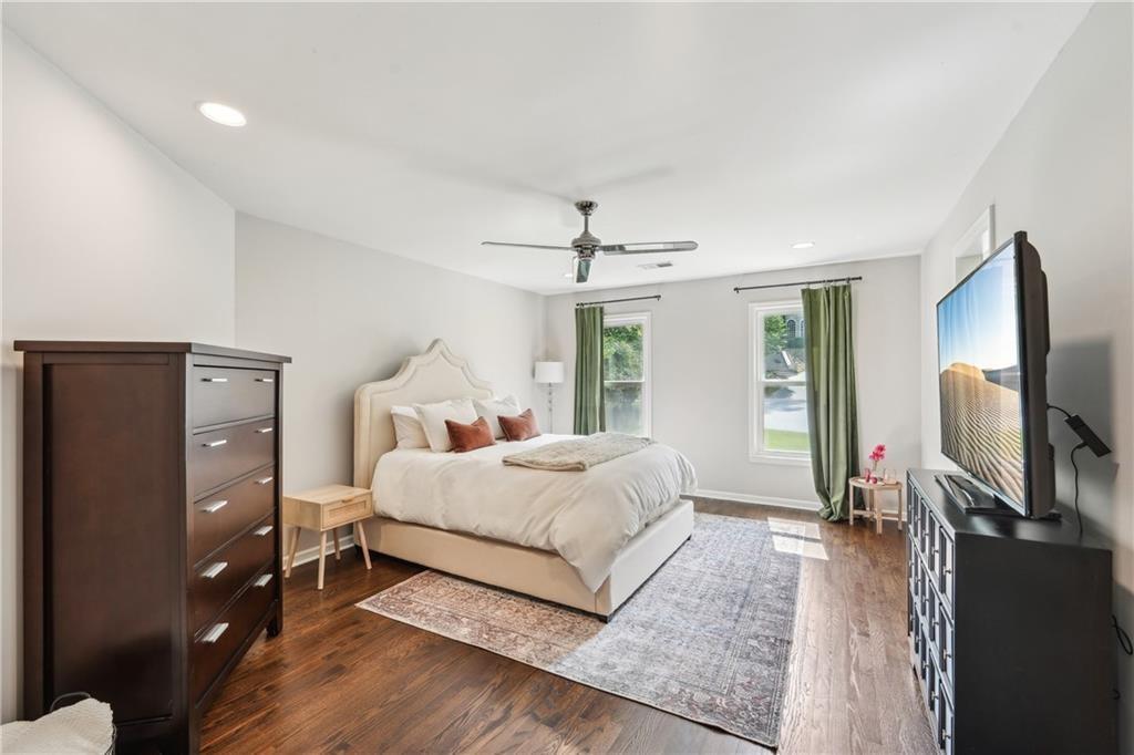 3851 Glenhurst Drive SE