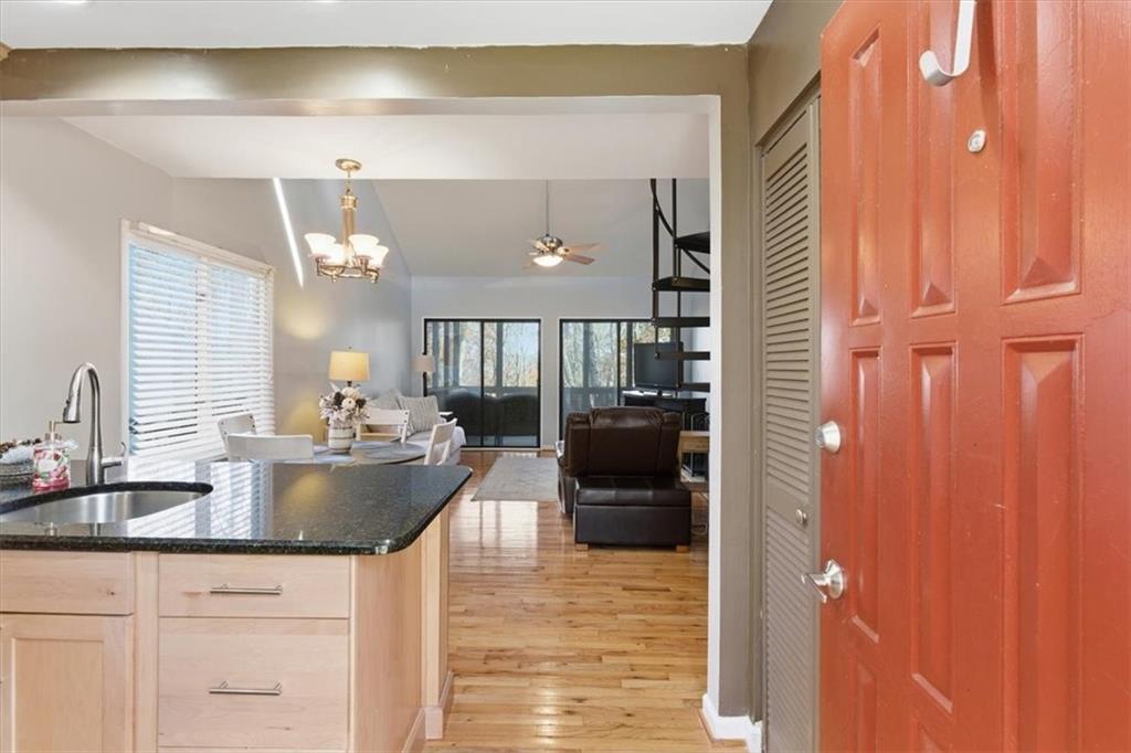 106 Lake Cottages Court