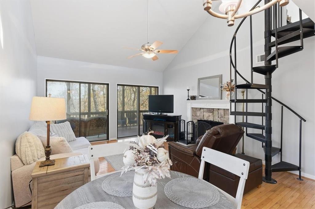 106 Lake Cottages Court