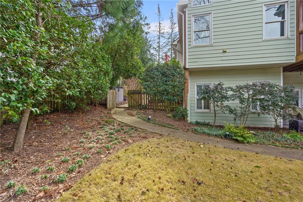 2249 Vinings Cove SE