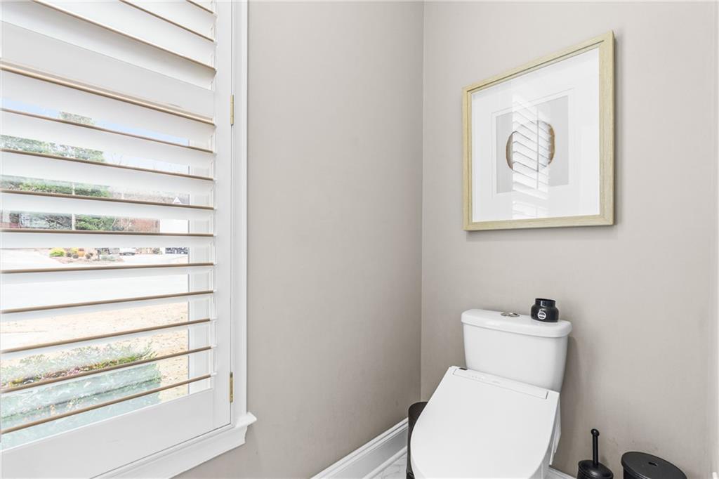 2249 Vinings Cove SE