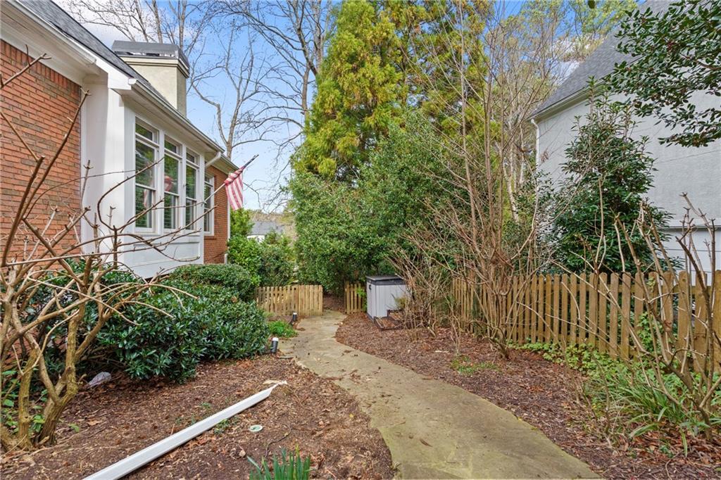 2249 Vinings Cove SE