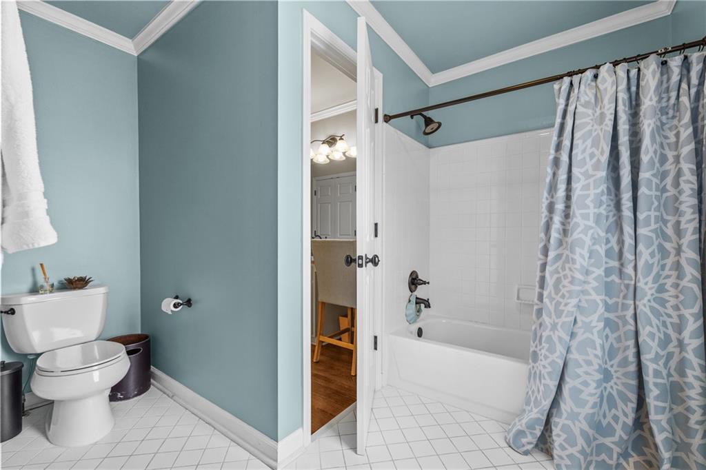 2249 Vinings Cove SE