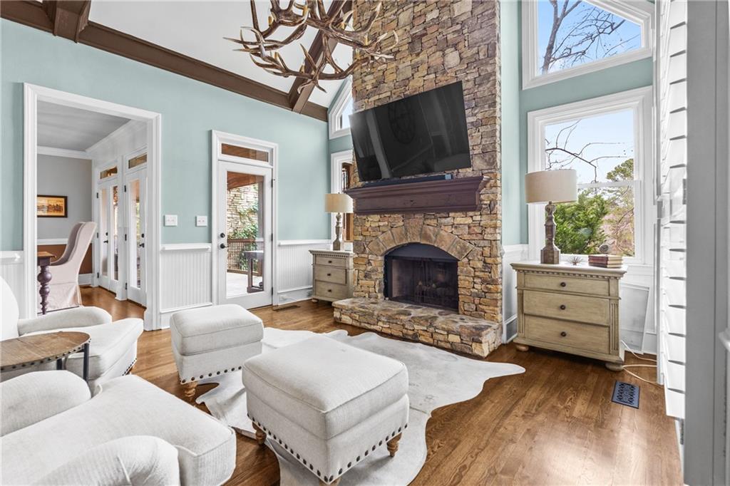 2249 Vinings Cove SE