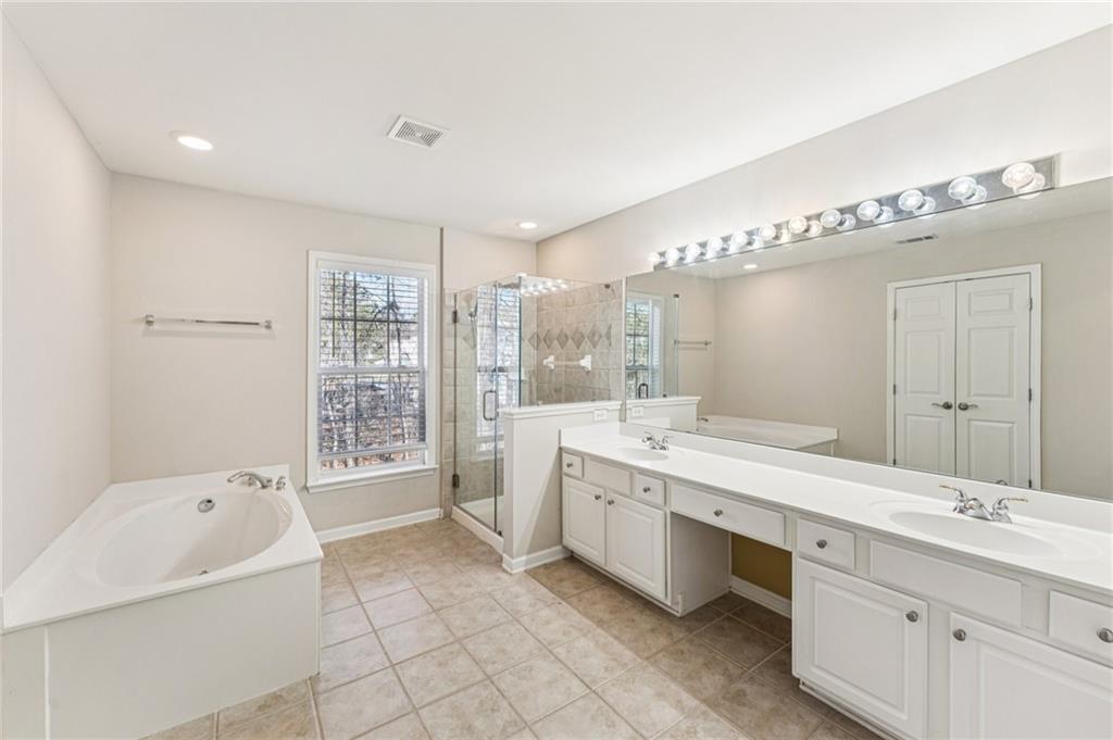2467 Bridlewood Drive SE Unit 7