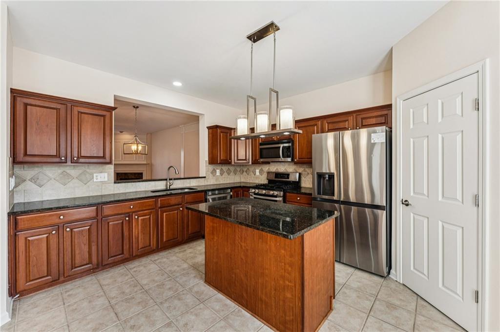 2467 Bridlewood Drive SE Unit 7