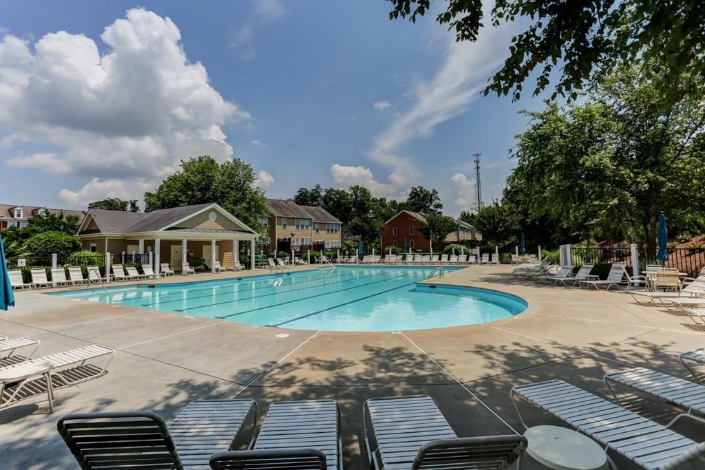 2467 Bridlewood Drive SE Unit 7