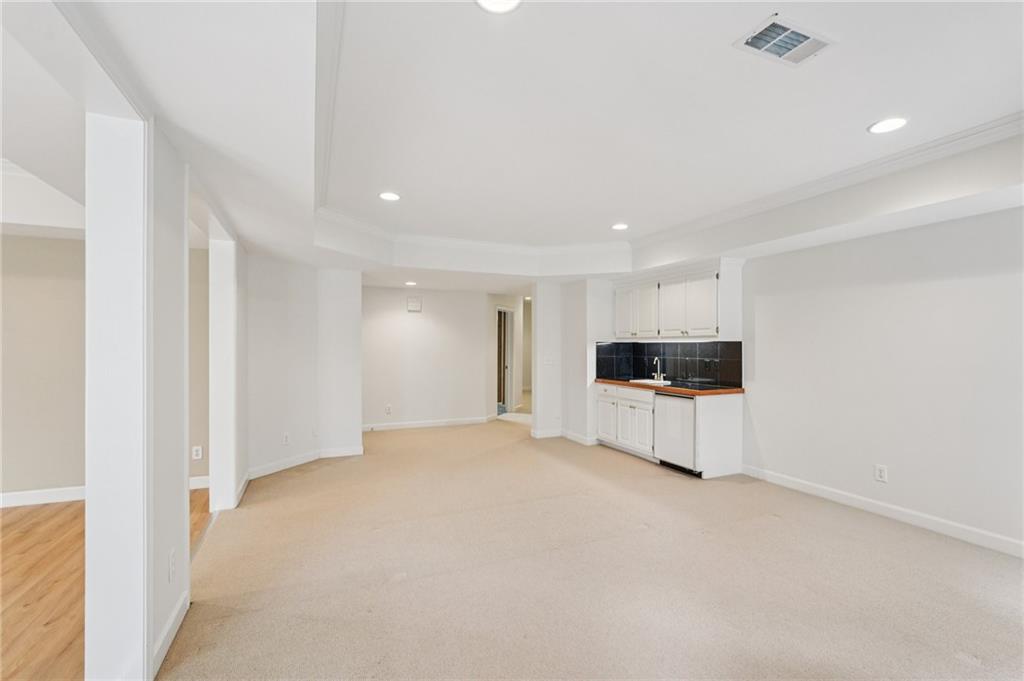 3682 Gatehurst Court SE