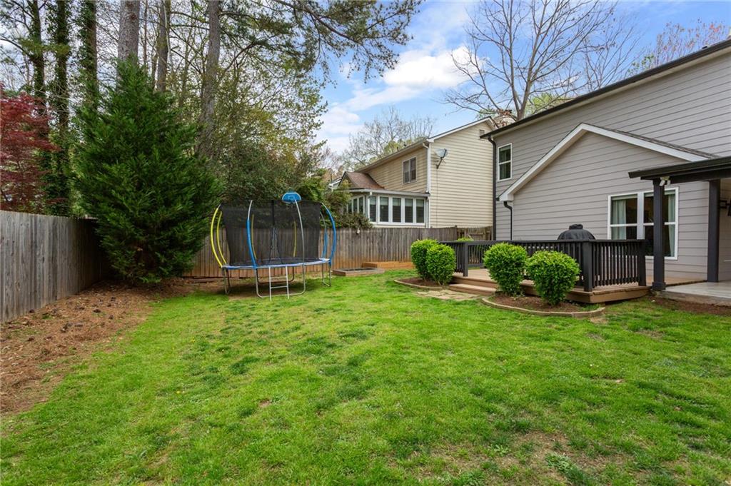 1010 Chateau Lane SE