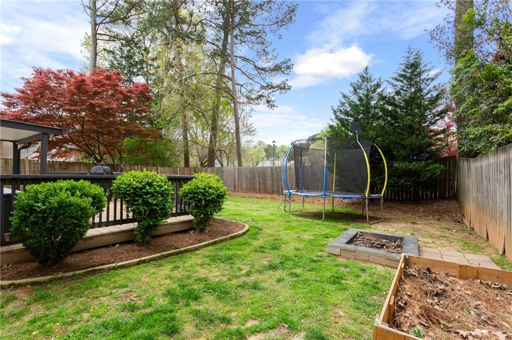 1010 Chateau Lane SE