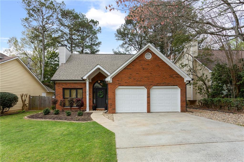 1010 Chateau Lane SE