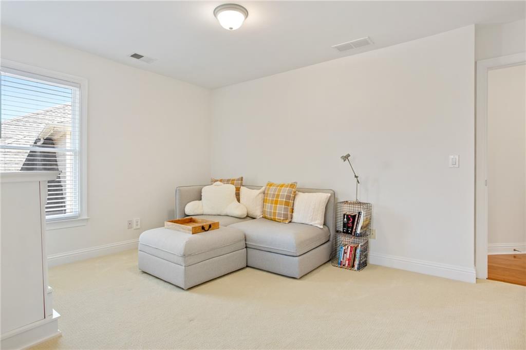 4427 Oakdale Vinings Landing