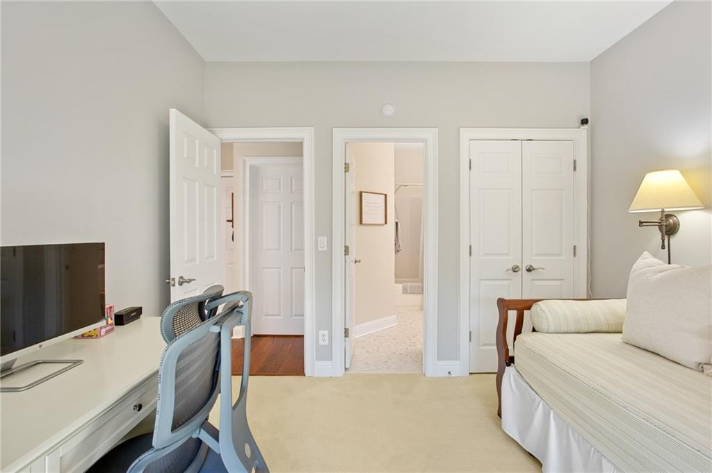 4427 Oakdale Vinings Landing