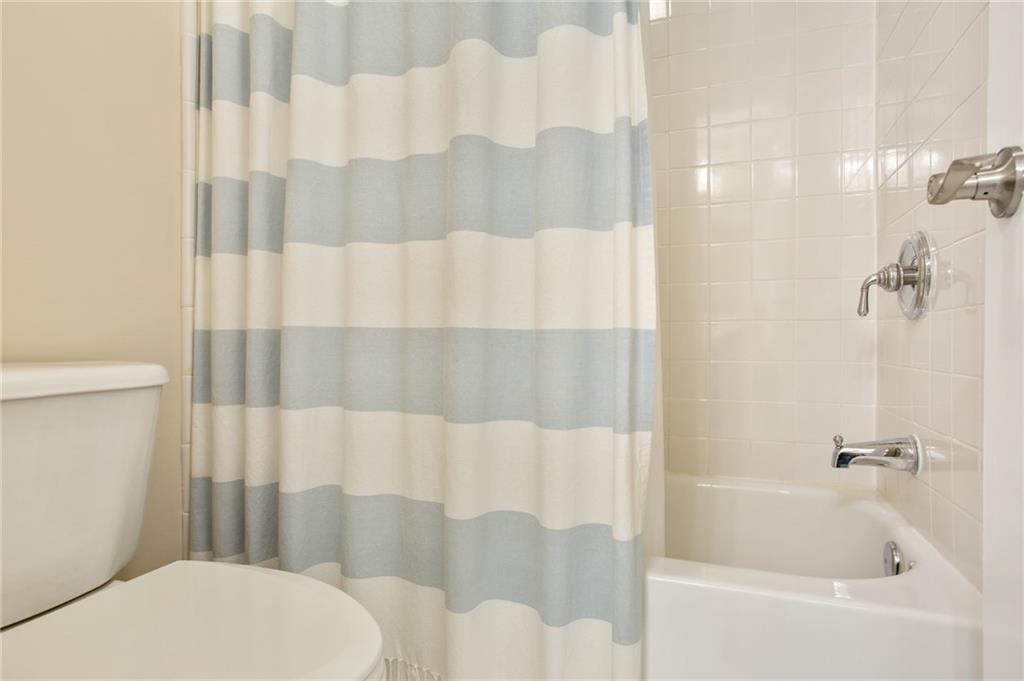 4427 Oakdale Vinings Landing