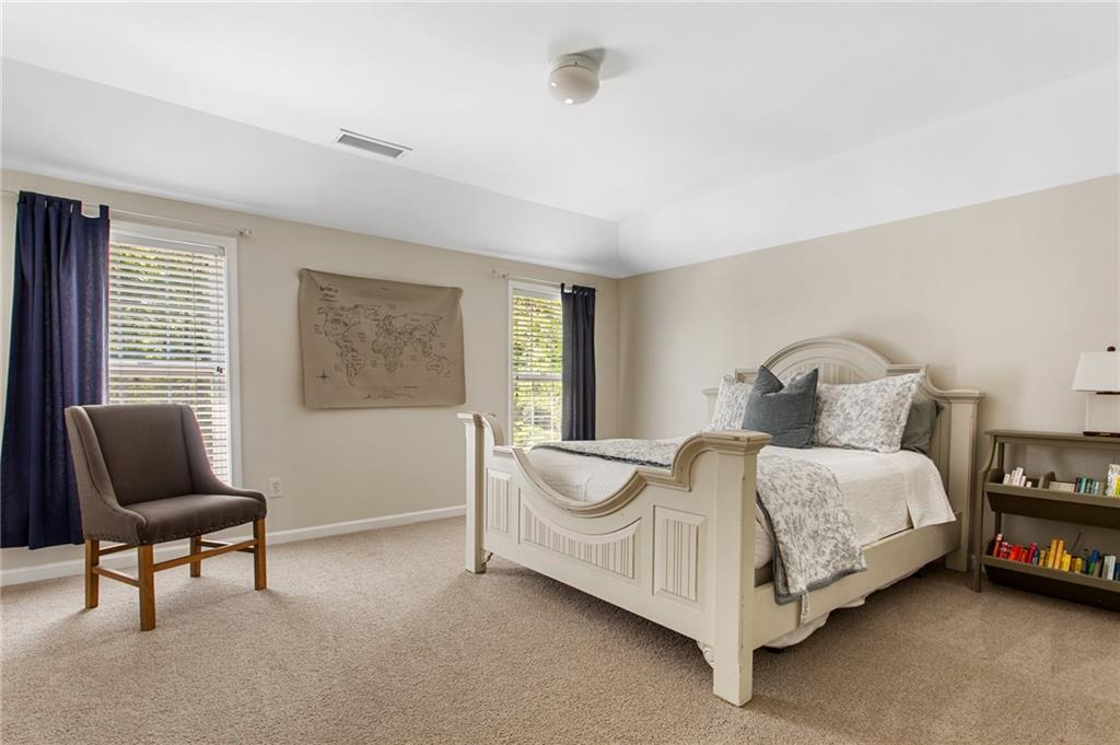 804 Sylvania Court SE