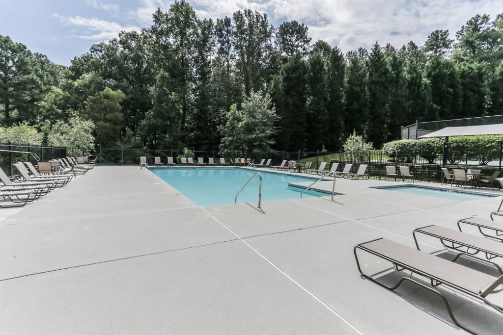 804 Sylvania Court SE