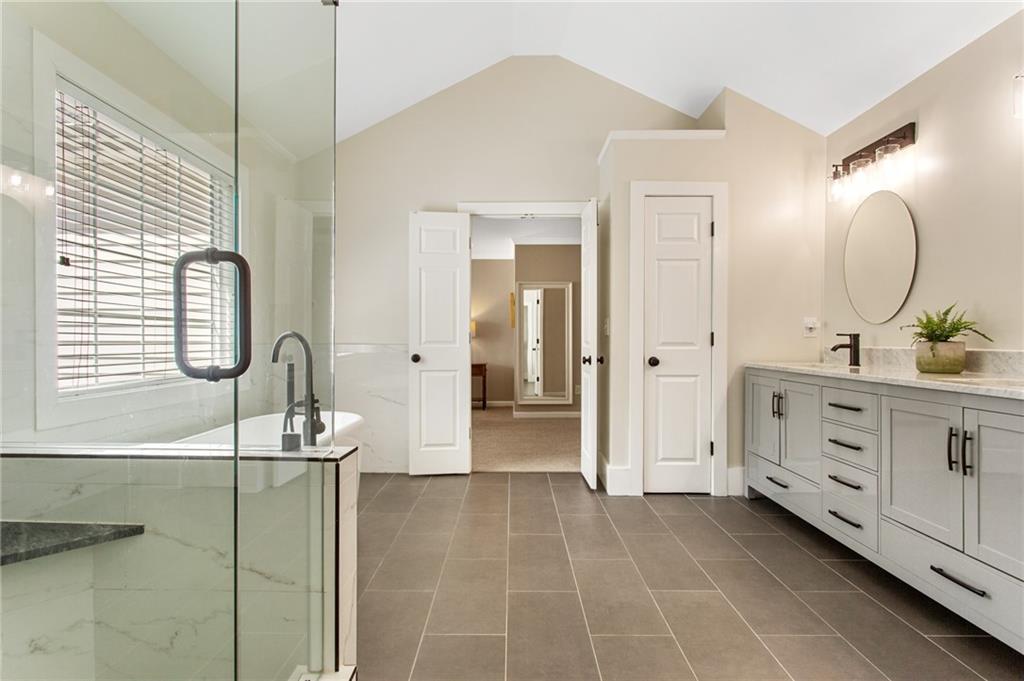 804 Sylvania Court SE