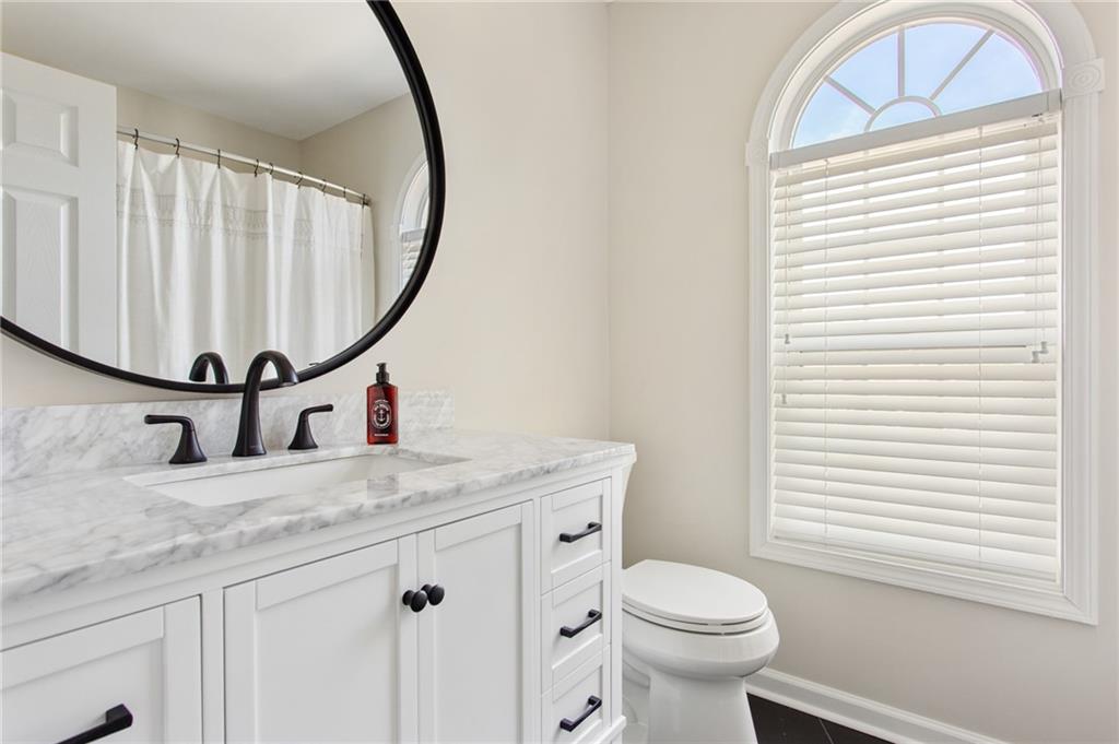 804 Sylvania Court SE