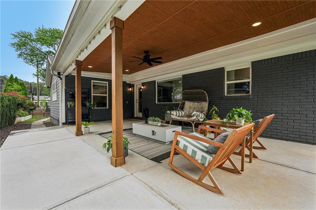 2604 Melinda Drive NE