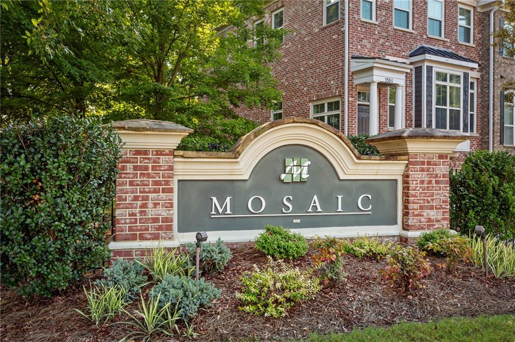 1618 Mosaic Way