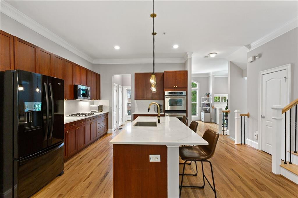 1618 Mosaic Way