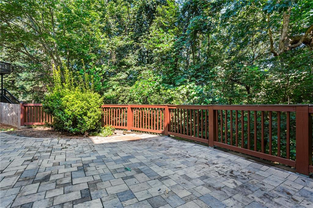 5154 Vinings Estates Way SE