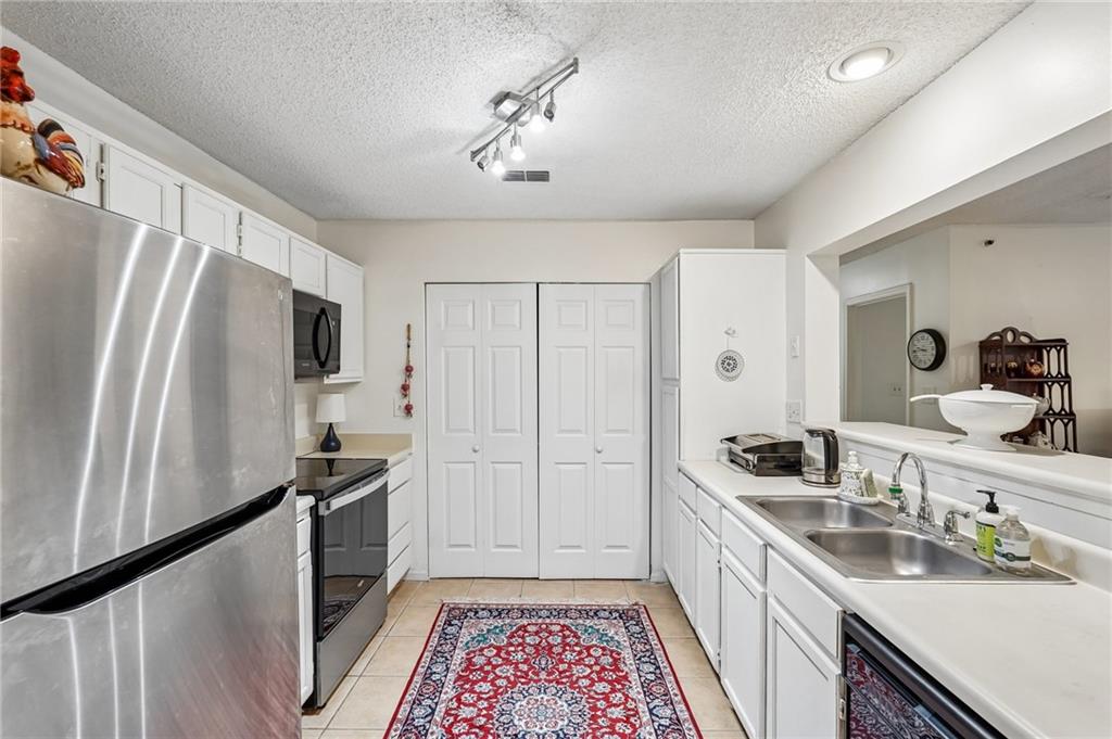 403 Mill Pond Court SE