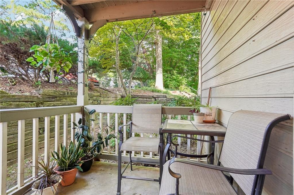 403 Mill Pond Court SE