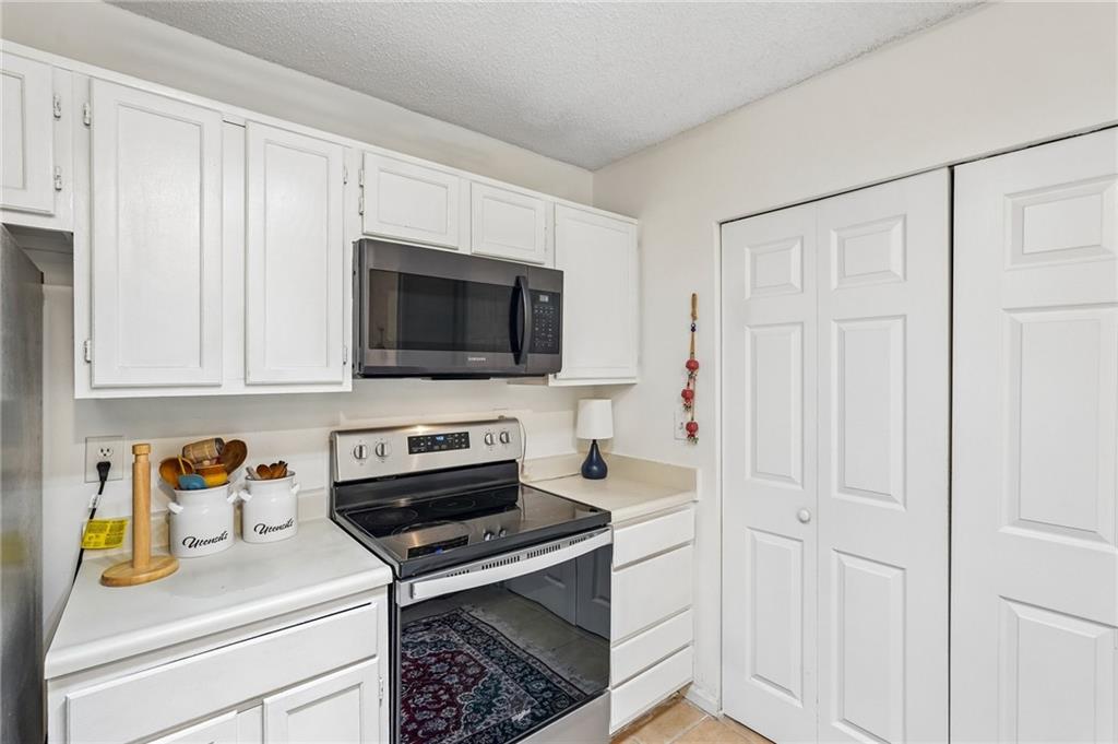 403 Mill Pond Court SE