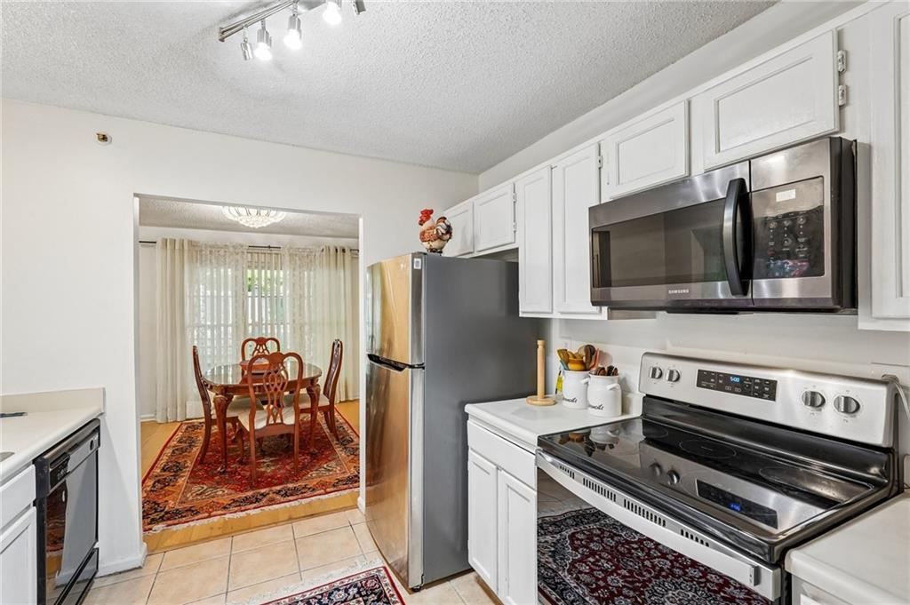 403 Mill Pond Court SE