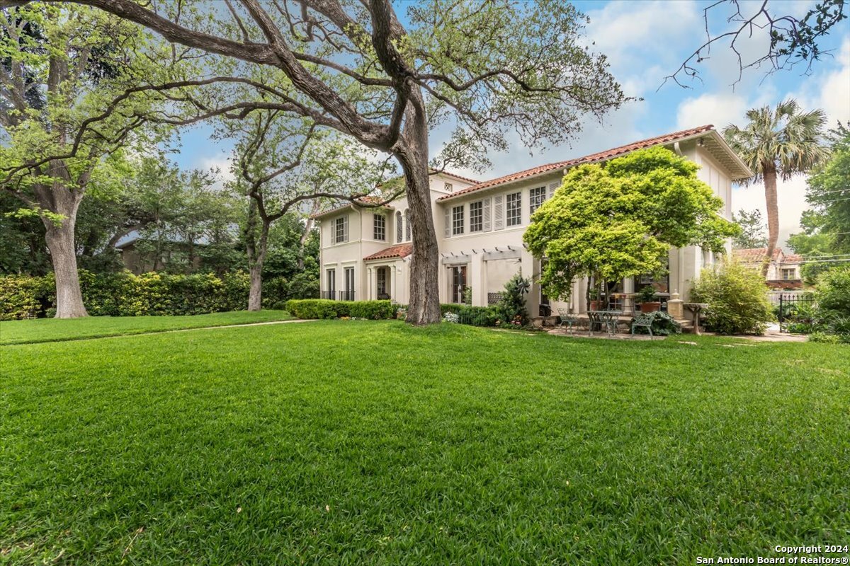 209 Park Hill
