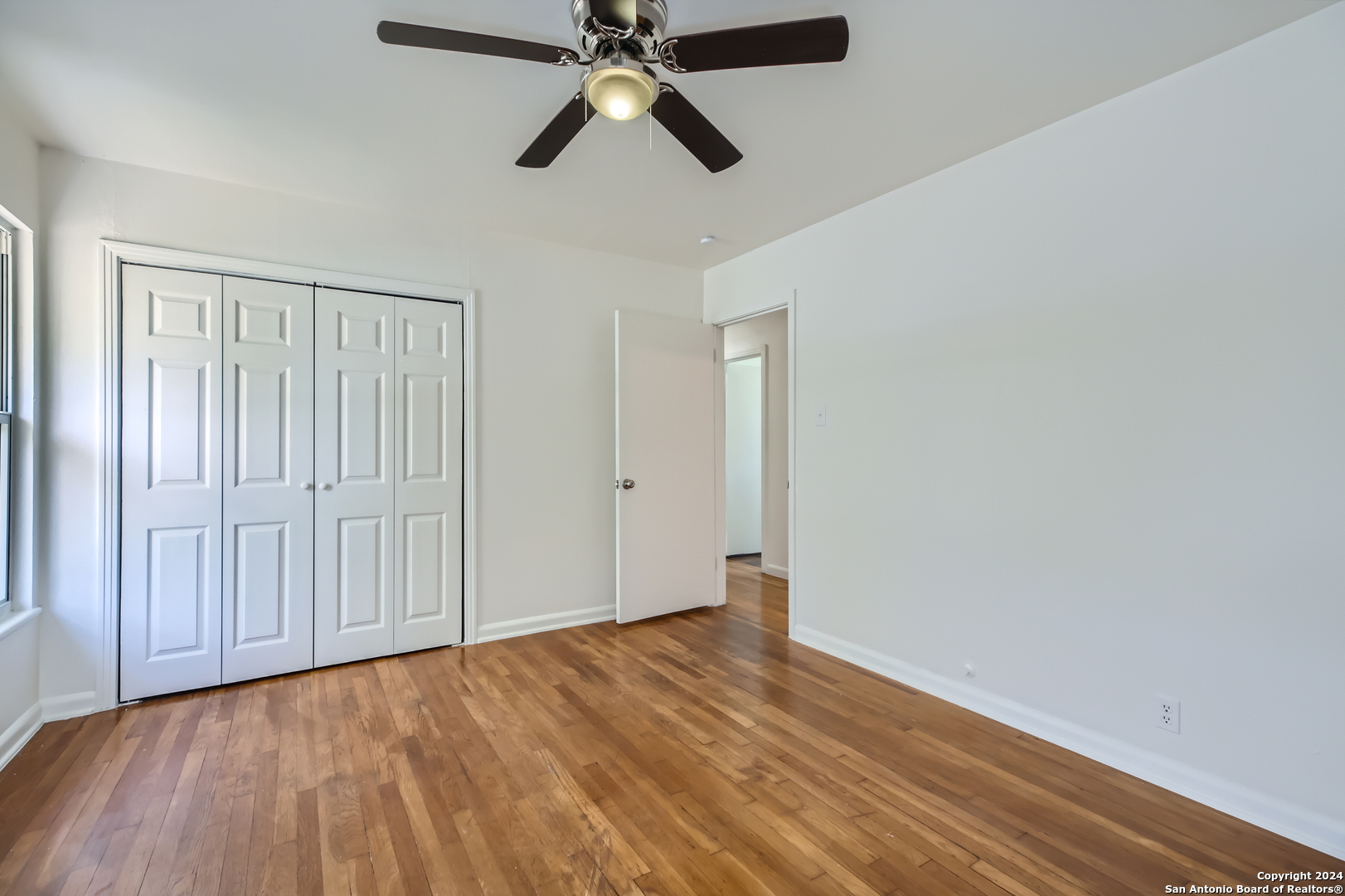 343 WAYSIDE DR