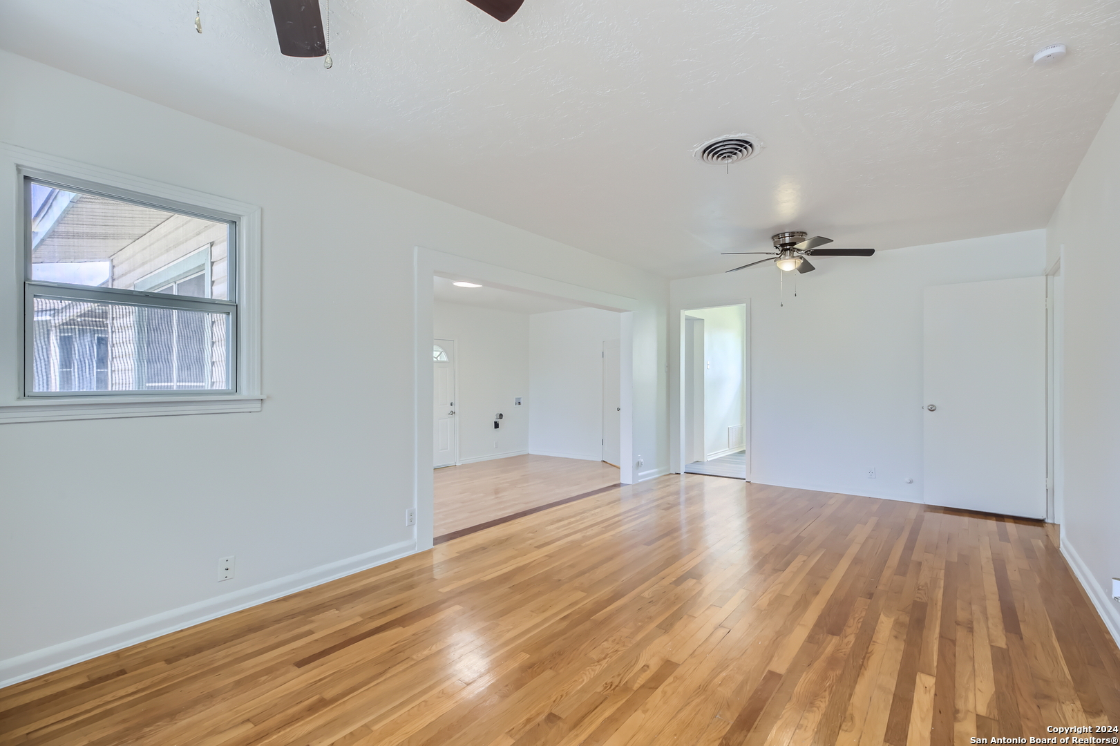 343 WAYSIDE DR