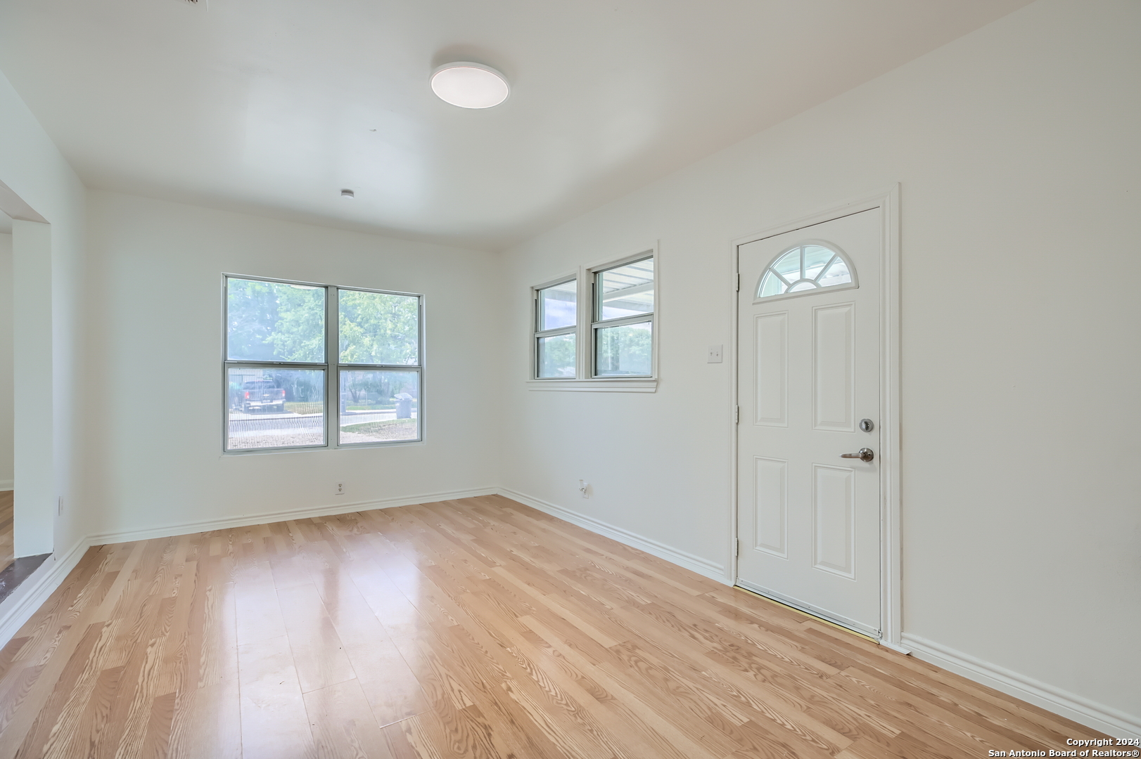 343 WAYSIDE DR