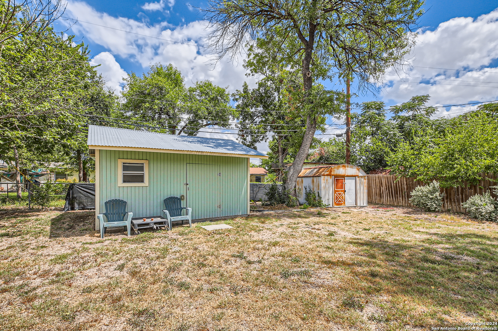 343 WAYSIDE DR