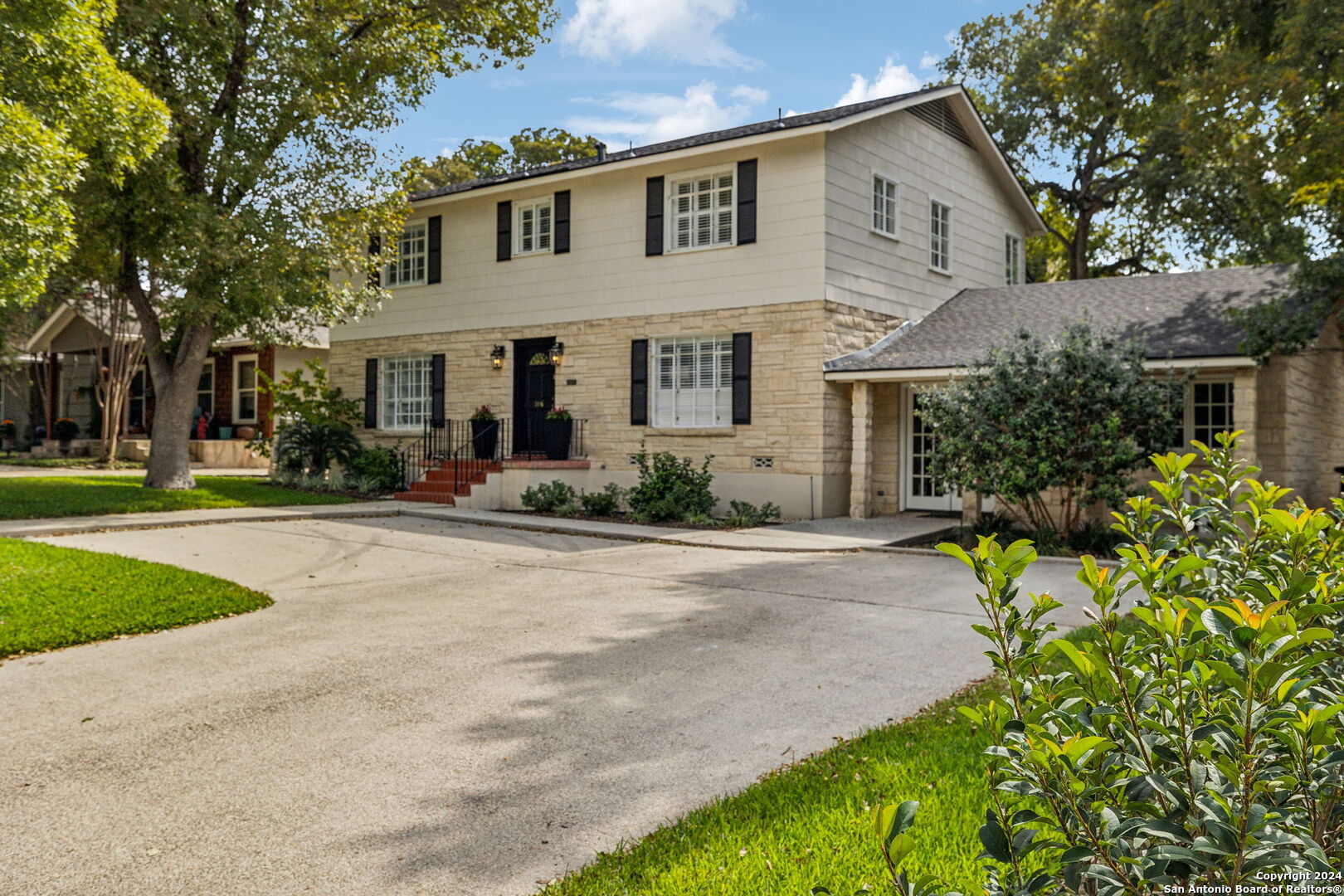 106 MORNINGSIDE DR