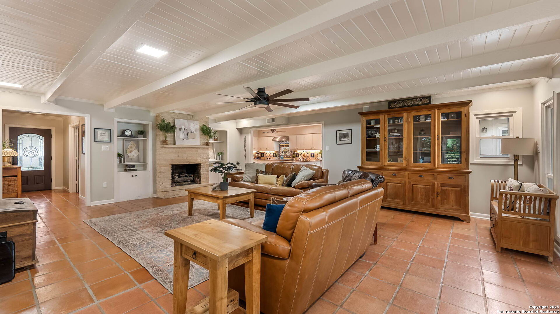 511 Country Ln