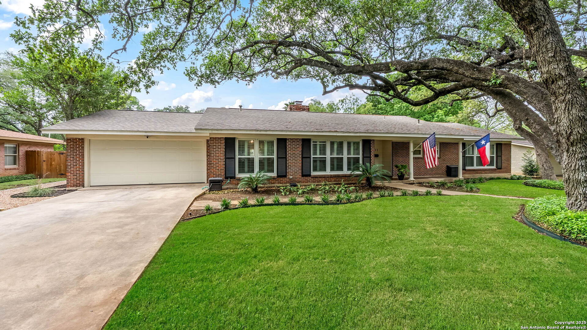 511 Country Ln