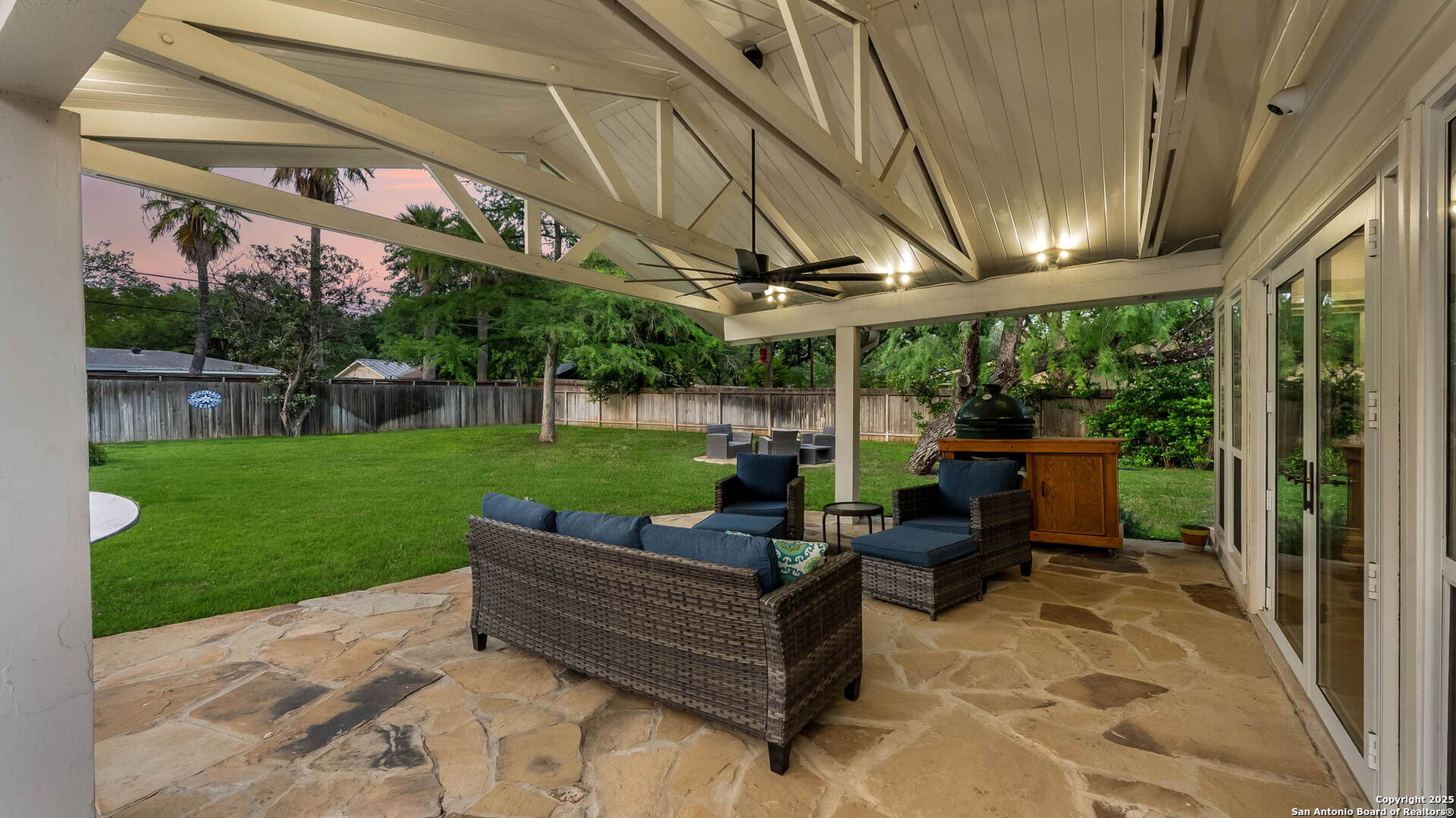 511 Country Ln