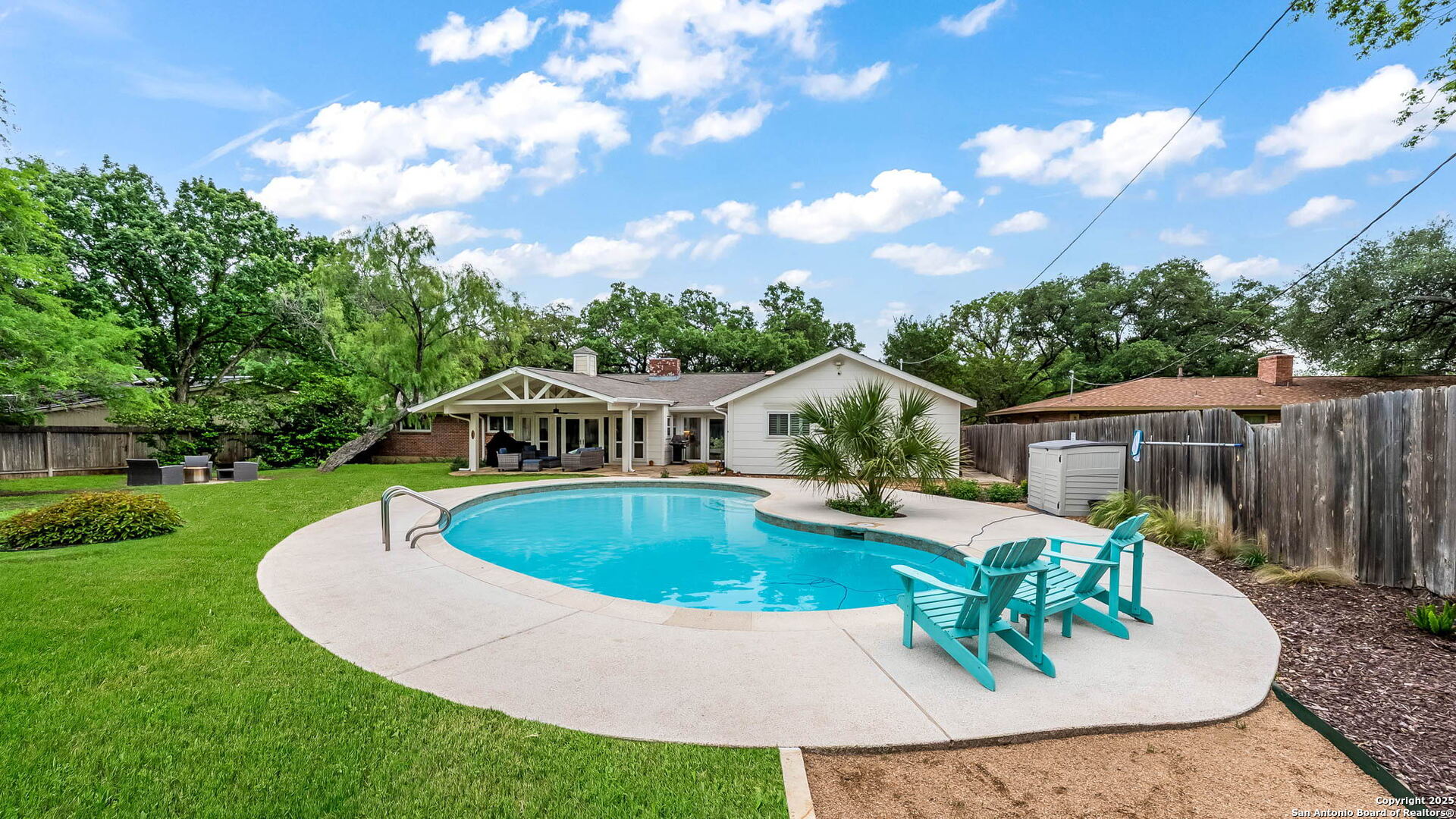 511 Country Ln