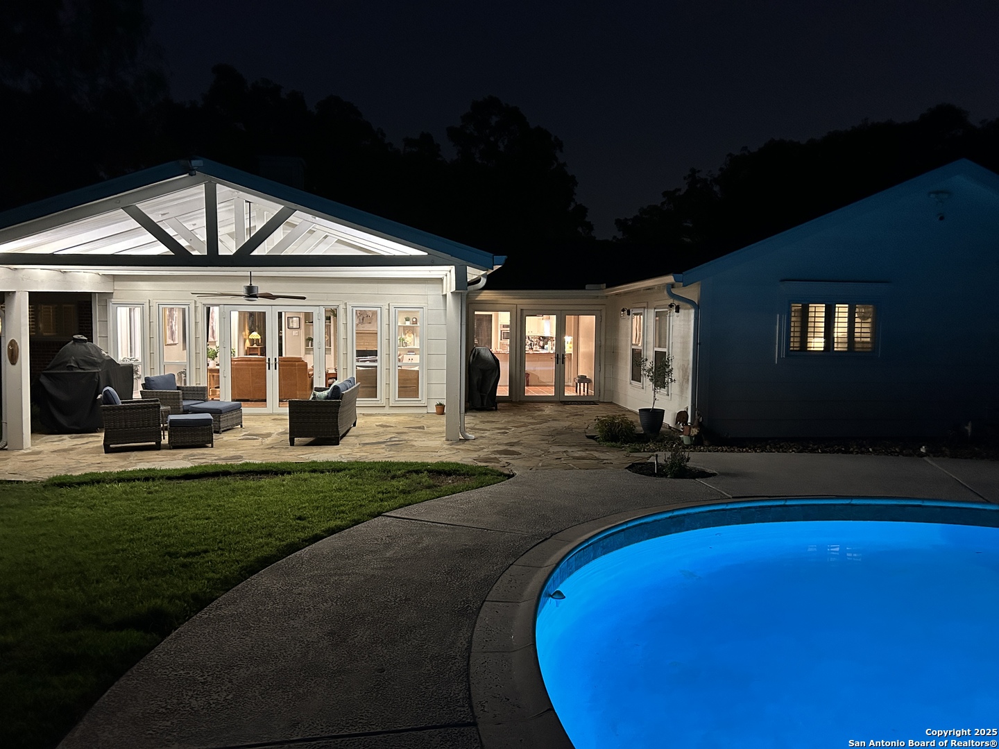 511 Country Ln
