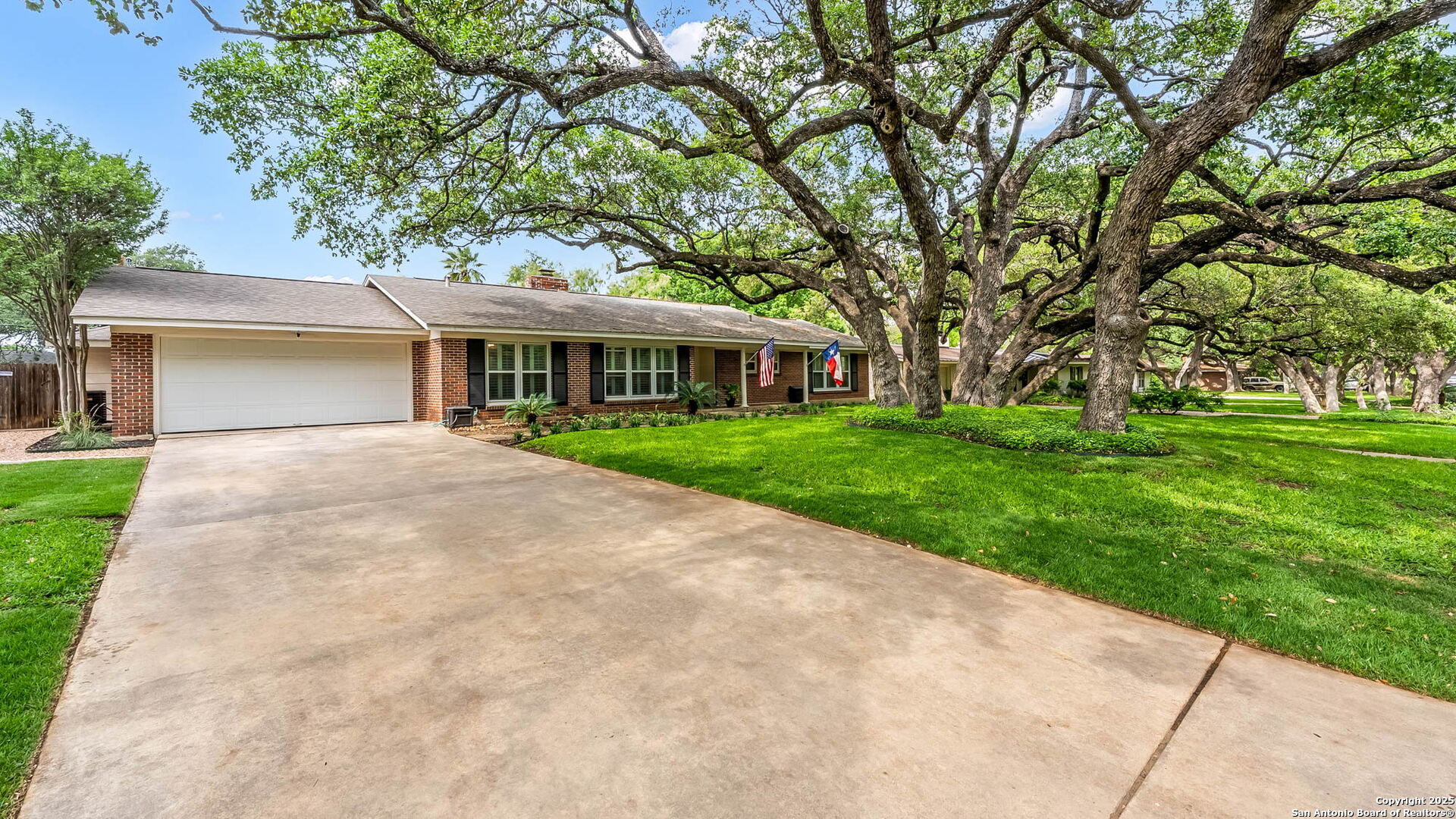 511 Country Ln