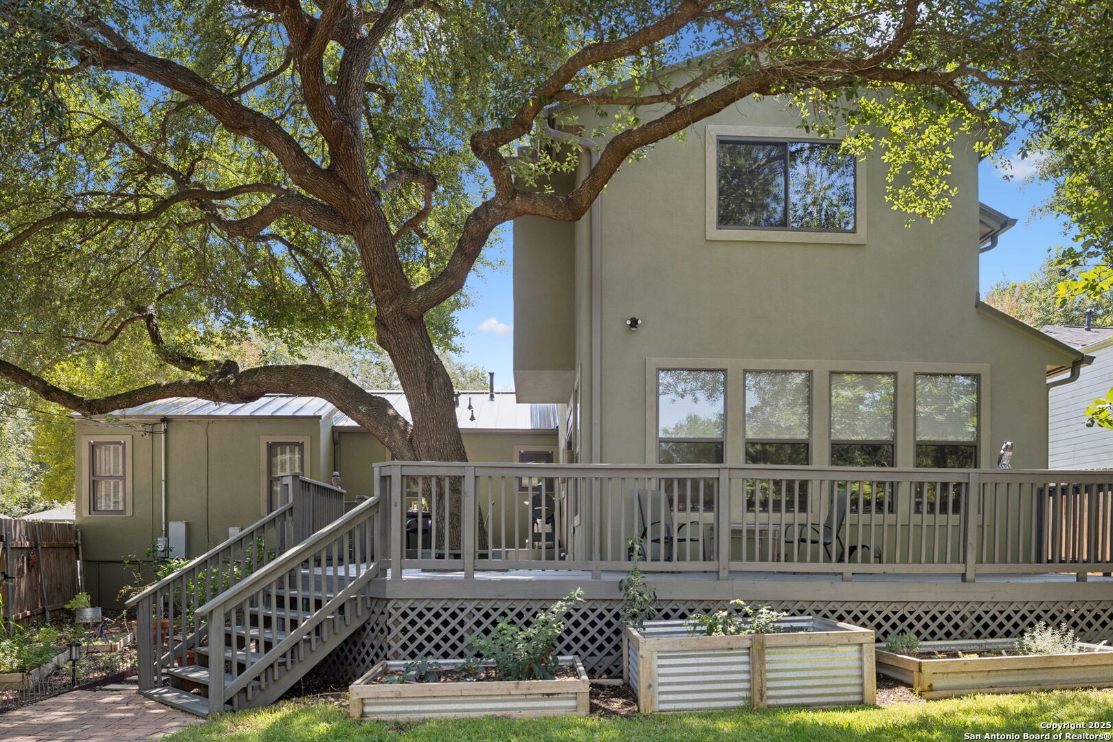 261 fair oaks