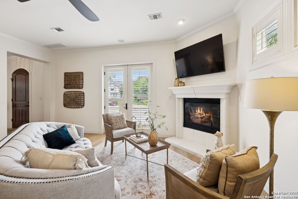 172 KATHERINE CT Unit 1 