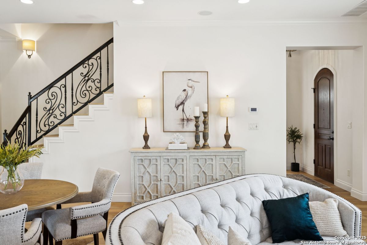 172 KATHERINE CT Unit 1 