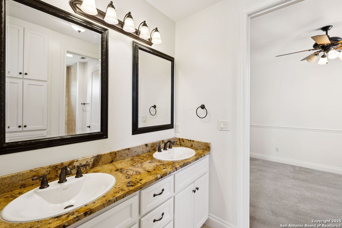 172 KATHERINE CT Unit 1 
