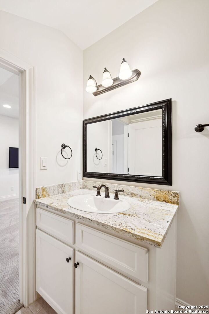 172 KATHERINE CT Unit 1 