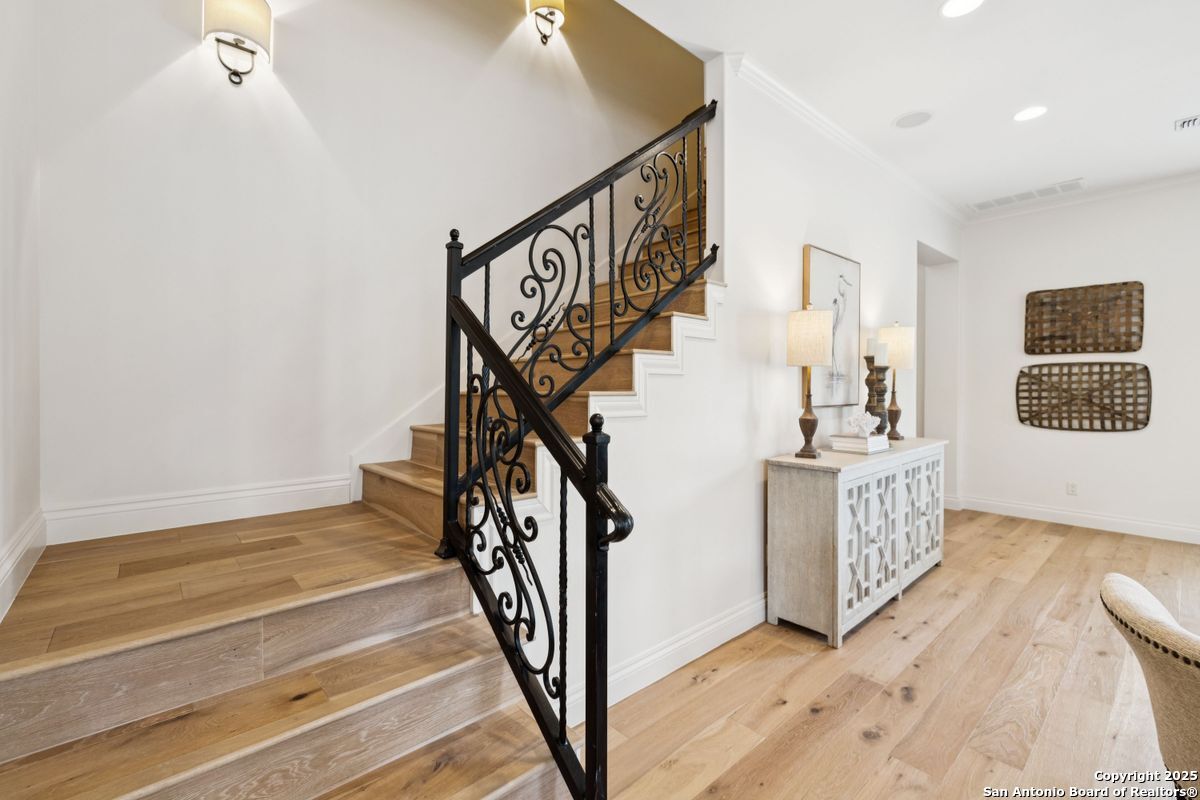172 KATHERINE CT Unit 1 